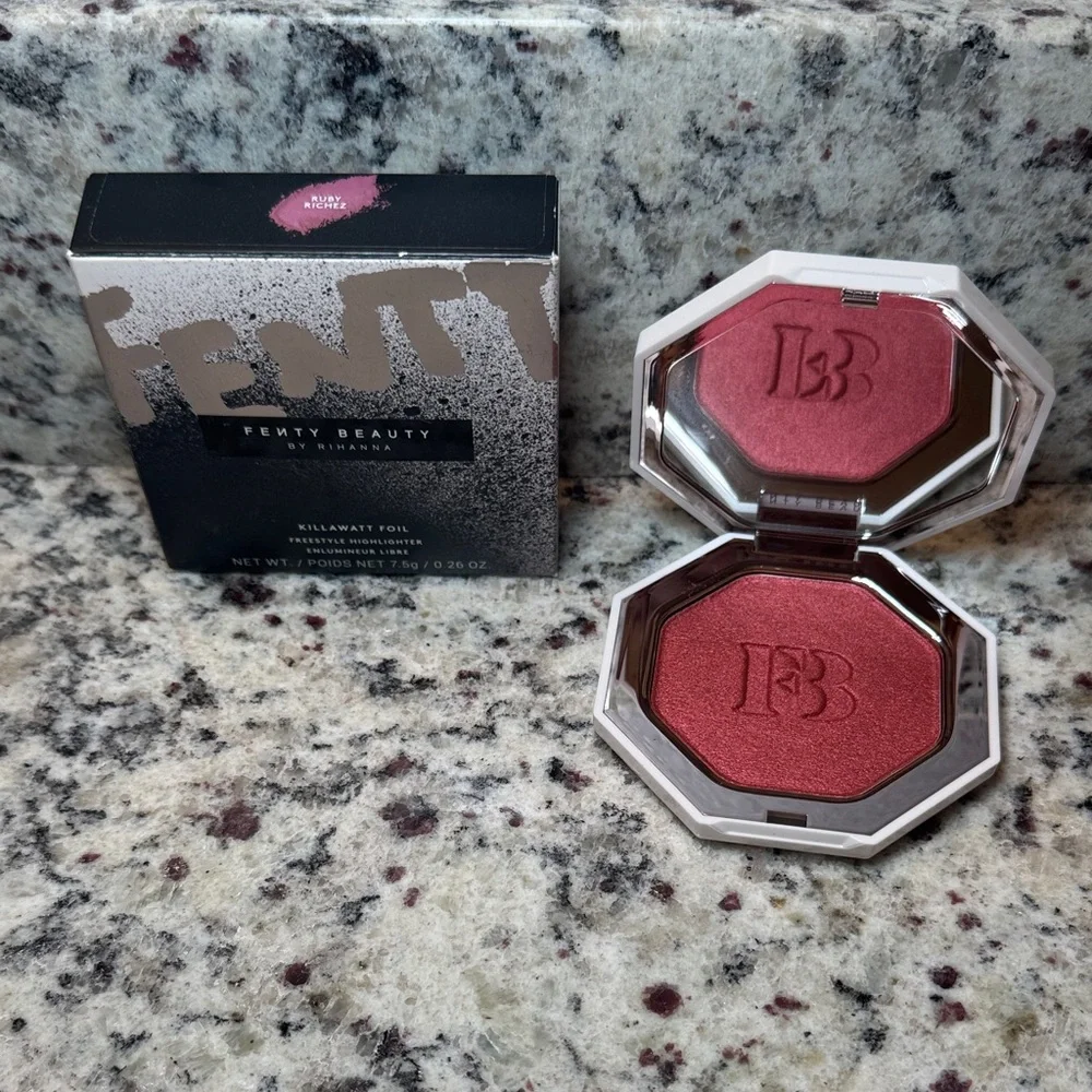 Fenty Beauty Ruby Richez Killawatt Foil Highlighter